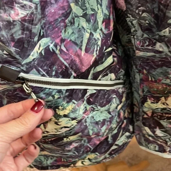 Rare Lululemon Miss Misty Jacket II in Iridescent sz 4 - Picture 5 of 9